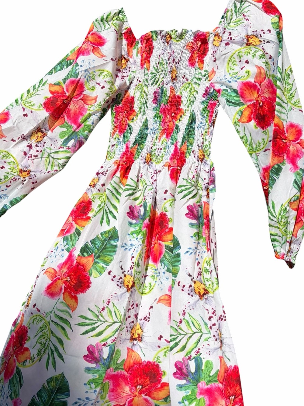 S. DEER Floral Smocked Dress (Size M)
Boutique-style S.DEER floral dress